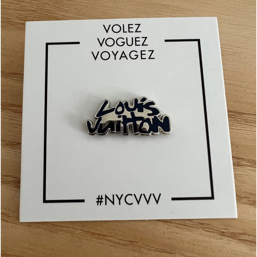 Louis Vuitton Volez Voguez Voyagez Collectible Pin